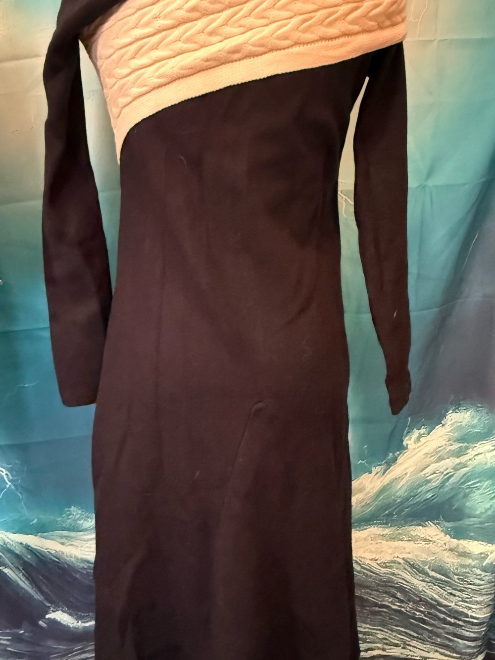 Black Long-Sleeve Midi Dress with Cream Cable Yoke - Picture 4 of 5